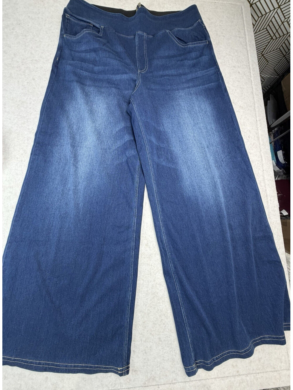 Halara Flex Baggy Wide Leg Washed Jeans Sz XLP NWOT